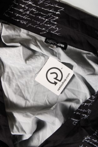 Γυναικείο πουκάμισο Fashion nova, Μέγεθος XL, Χρώμα Μαύρο, Τιμή 6,18 €