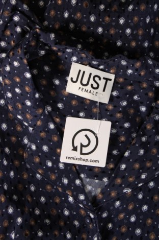 Γυναικείο πουκάμισο Just Female, Μέγεθος S, Χρώμα Μπλέ, Τιμή 17,00 €