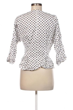 Γυναικείο πουκάμισο Lefties, Μέγεθος M, Χρώμα Λευκό, Τιμή 5,37 €