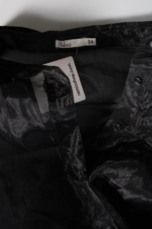 Dámská košile  Nly Trend, Velikost XS, Barva Černá, Cena  84,00 Kč