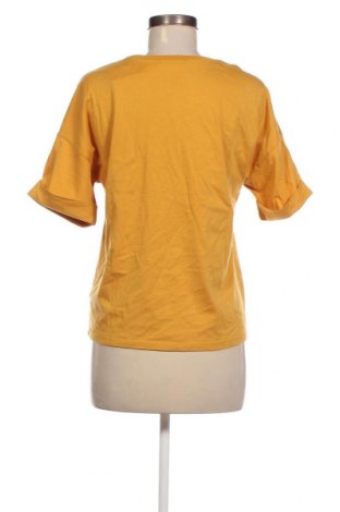 Дамска тениска F&F, Размер M, Цвят Жълт, Цена 13,69 лв.