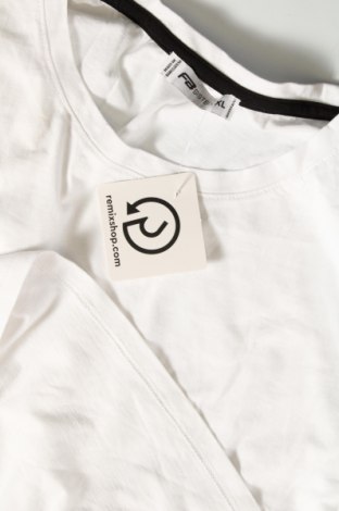 Γυναικείο t-shirt Fb Sister, Μέγεθος XL, Χρώμα Λευκό, Τιμή 7,00 €