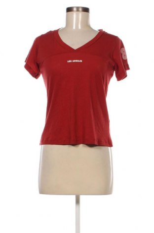 Γυναικείο t-shirt Guess, Μέγεθος S, Χρώμα Κόκκινο, Τιμή 22,27 €