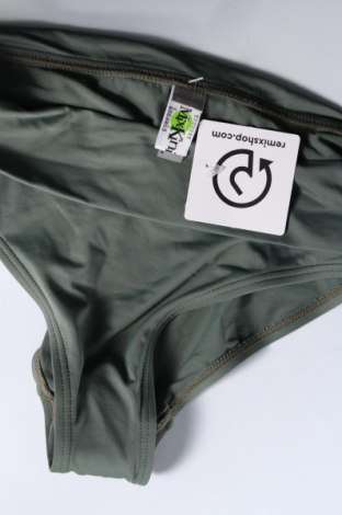 Damen-Badeanzug Bench, Größe M, Farbe Grün, Preis 22,16 €