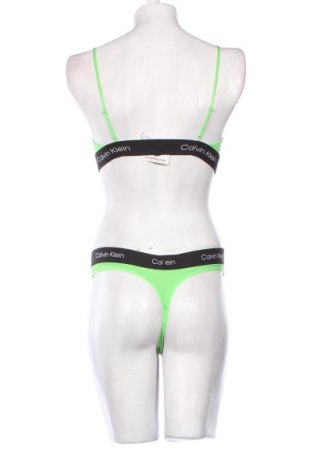 Costum de baie de damă Calvin Klein, Mărime M, Culoare Verde, Preț 450,66 Lei