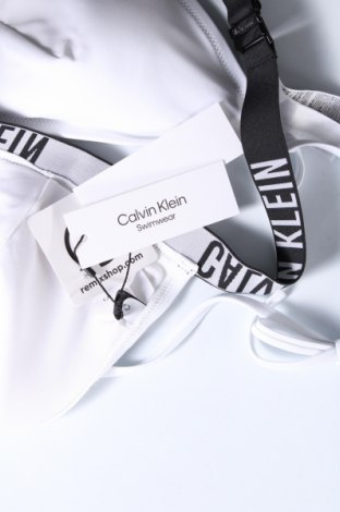 Дамски бански Calvin Klein Swimwear, Размер XL, Цвят Бял, Цена 68,00 лв.
