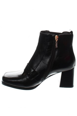 Dámské boty , Velikost 38, Barva Černá, Cena  1 243,00 Kč