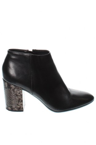 Dámské boty  Graceland, Velikost 42, Barva Černá, Cena  363,00 Kč