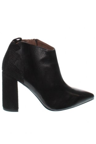 Dámské boty  Nero Giardini, Velikost 38, Barva Černá, Cena  1 116,00 Kč