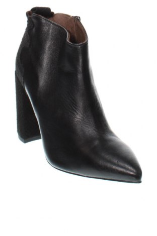 Botine de damă Nero Giardini, Mărime 38, Culoare Negru, Preț 221,94 Lei