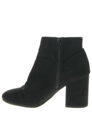 Dámské boty  New Look, Velikost 40, Barva Černá, Cena  334,00 Kč