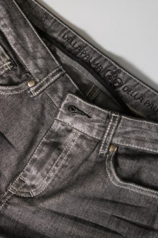 Damen Jeans, Größe M, Farbe Silber, Preis 7,65 €