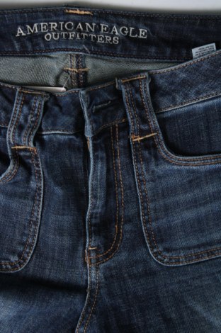 Damskie jeansy American Eagle, Rozmiar S, Kolor Niebieski, Cena 34,87 zł