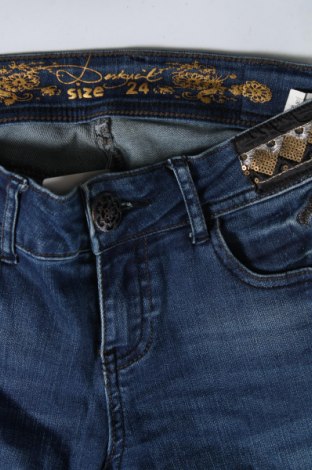 Dámske džínsy  Desigual, Veľkosť S, Farba Modrá, Cena  38,35 €
