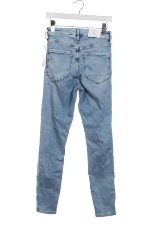 Dámske džínsy  H&M, Veľkosť M, Farba Modrá, Cena  9,13 €