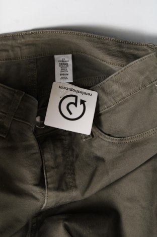 Damskie jeansy H&M, Rozmiar S, Kolor Zielony, Cena 18,99 zł