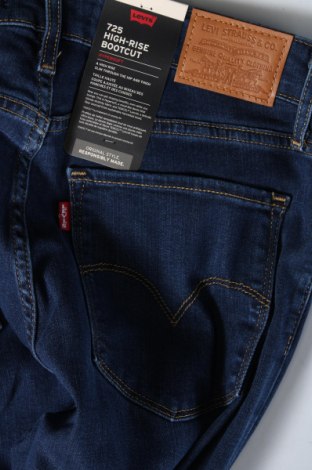 Blugi de femei Levi's, Mărime M, Culoare Albastru, Preț 565,79 Lei