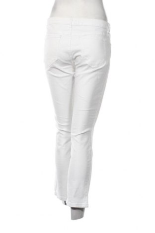 Γυναικείο Τζίν Mango, Μέγεθος M, Χρώμα Λευκό, Τιμή 17,39 €