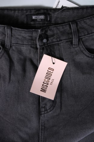 Damen Jeans Missguided, Größe M, Farbe Grau, Preis 7,35 €