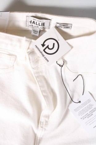 Damen Jeans New Look, Größe S, Farbe Weiß, Preis € 14,94