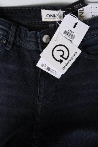 Dámske džínsy  ONLY, Veľkosť M, Farba Modrá, Cena  10,72 €