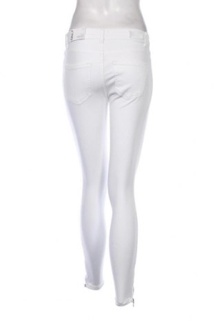 Γυναικείο Τζίν ONLY, Μέγεθος S, Χρώμα Λευκό, Τιμή 7,94 €