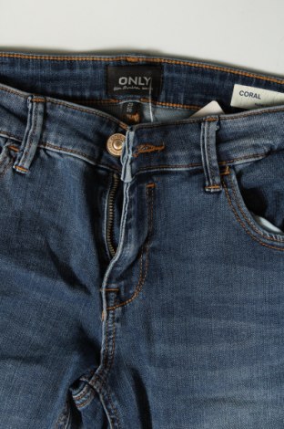 Dámske džínsy  ONLY, Veľkosť M, Farba Modrá, Cena  21,99 €