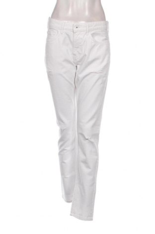 Дамски дънки Pepe Jeans, Размер L, Цвят Бял, Цена 103,20 лв.