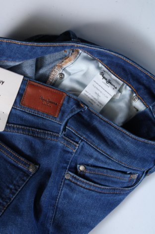 Dámske džínsy  Pepe Jeans, Veľkosť M, Farba Modrá, Cena  13,30 €