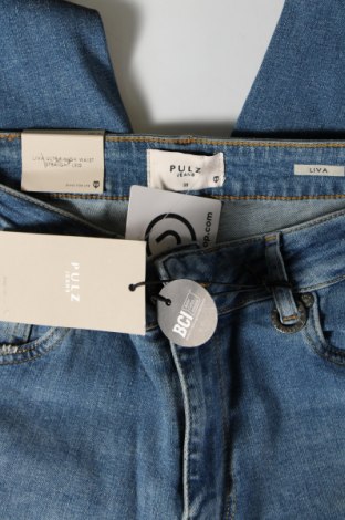 Damskie jeansy Pulz Jeans, Rozmiar M, Kolor Niebieski, Cena 81,80 zł