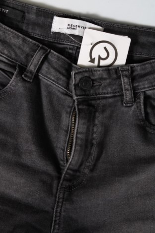 Dámske džínsy  Reserved, Veľkosť S, Farba Modrá, Cena  6,71 €