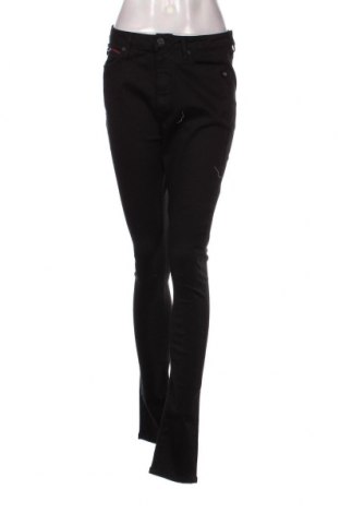 Дамски дънки Tommy Jeans, Размер M, Цвят Черен, Цена 122,40 лв.