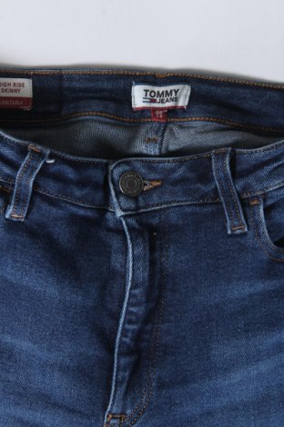 Дамски дънки Tommy Jeans, Размер S, Цвят Син, Цена 85,78 лв.