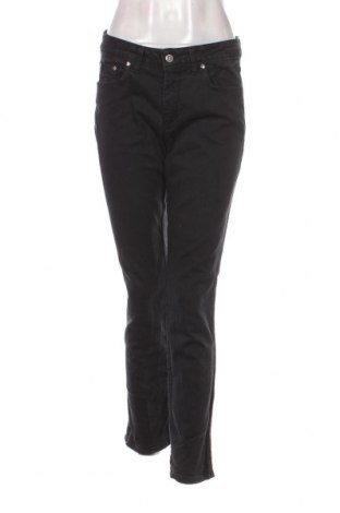 Дамски дънки Trussardi Jeans, Размер L, Цвят Син, Цена 67,06 лв.