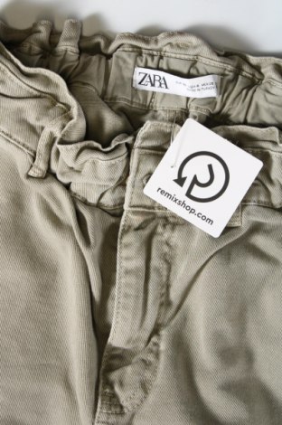 Дамски дънки Zara, Размер S, Цвят Зелен, Цена 29,38 лв.