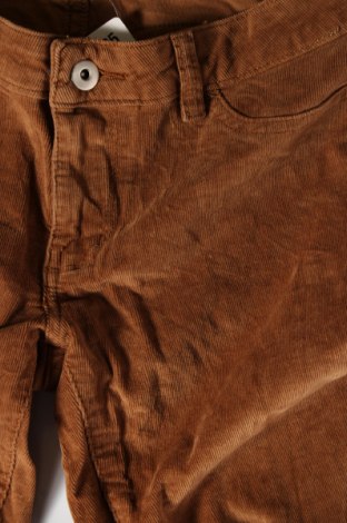 Дамски джинси, Размер M, Цвят Бежов, Цена 7,83 лв.