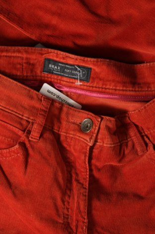 Дамски джинси Brax, Размер S, Цвят Червен, Цена 41,01 лв.