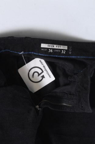 Дамски джинси Edc By Esprit, Размер S, Цвят Черен, Цена 8,20 лв.