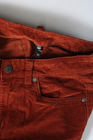 Дамски джинси Hema, Размер S, Цвят Оранжев, Цена 7,83 лв.