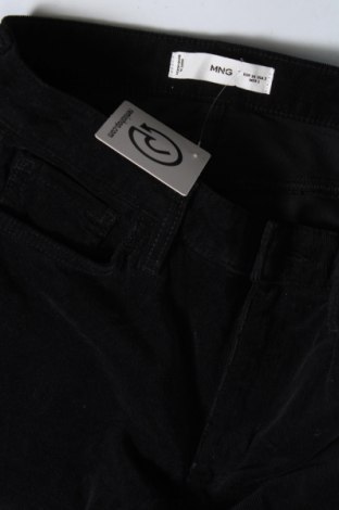 Дамски джинси Mango, Размер XS, Цвят Черен, Цена 15,96 лв.