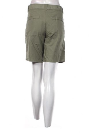Дамски къс панталон, Размер M, Цвят Зелен, Цена 6,96 лв.