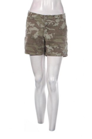Γυναικείο κοντό παντελόνι, Μέγεθος L, Χρώμα Πολύχρωμο, Τιμή 7,27 €