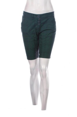 Дамски къс панталон, Размер M, Цвят Зелен, Цена 9,69 лв.