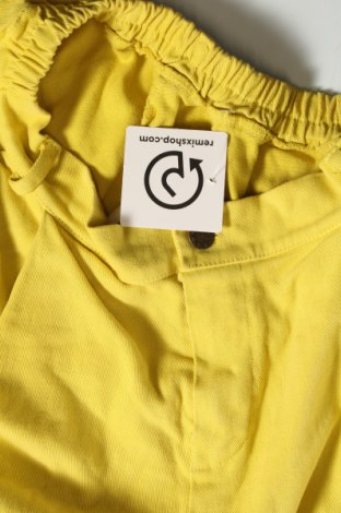 Γυναικείο κοντό παντελόνι, Μέγεθος S, Χρώμα Κίτρινο, Τιμή 9,72 €