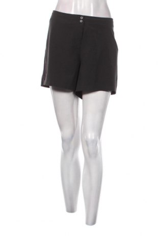 Γυναικείο κοντό παντελόνι Adidas, Μέγεθος XL, Χρώμα Μαύρο, Τιμή 16,87 €