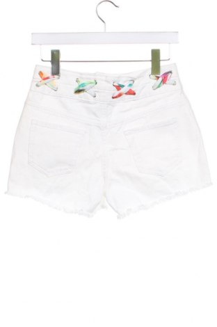 Damen Shorts Amisu, Größe S, Farbe Weiß, Preis 8,00 €