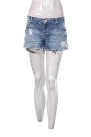 Γυναικείο κοντό παντελόνι Bershka, Μέγεθος L, Χρώμα Μπλέ, Τιμή 18,47 €