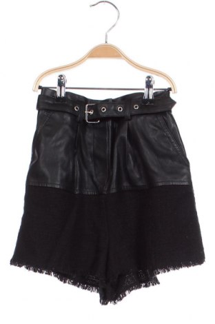 Pantaloni scurți de femei Bershka, Mărime XS, Culoare Negru, Preț 92,09 Lei