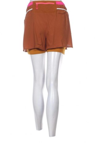 Дамски къс панталон Brooks, Размер L, Цвят Кафяв, Цена 16,80 лв.