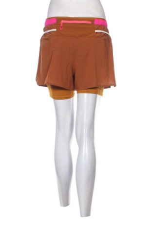 Дамски къс панталон Brooks, Размер S, Цвят Кафяв, Цена 22,40 лв.